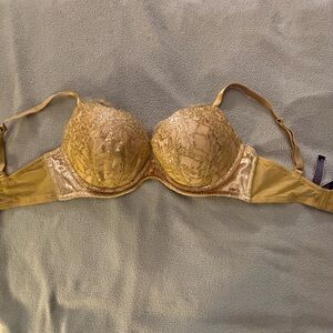 Victoria's Secret Gold Lace Push-up Bra